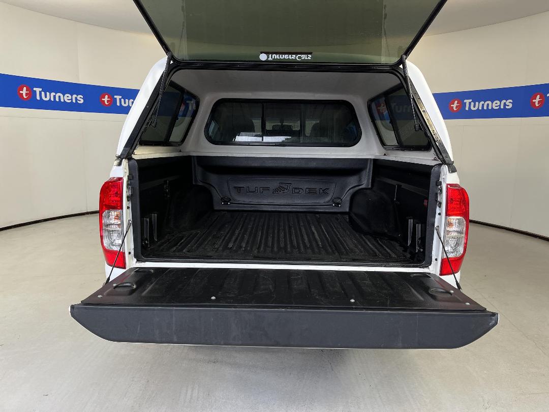 Photo '14' of Nissan Navara