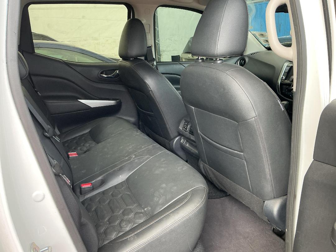 Photo '15' of Nissan Navara ST-X