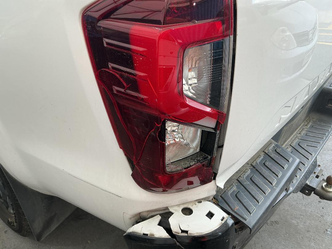 Photo '20' of Nissan Navara ST-X