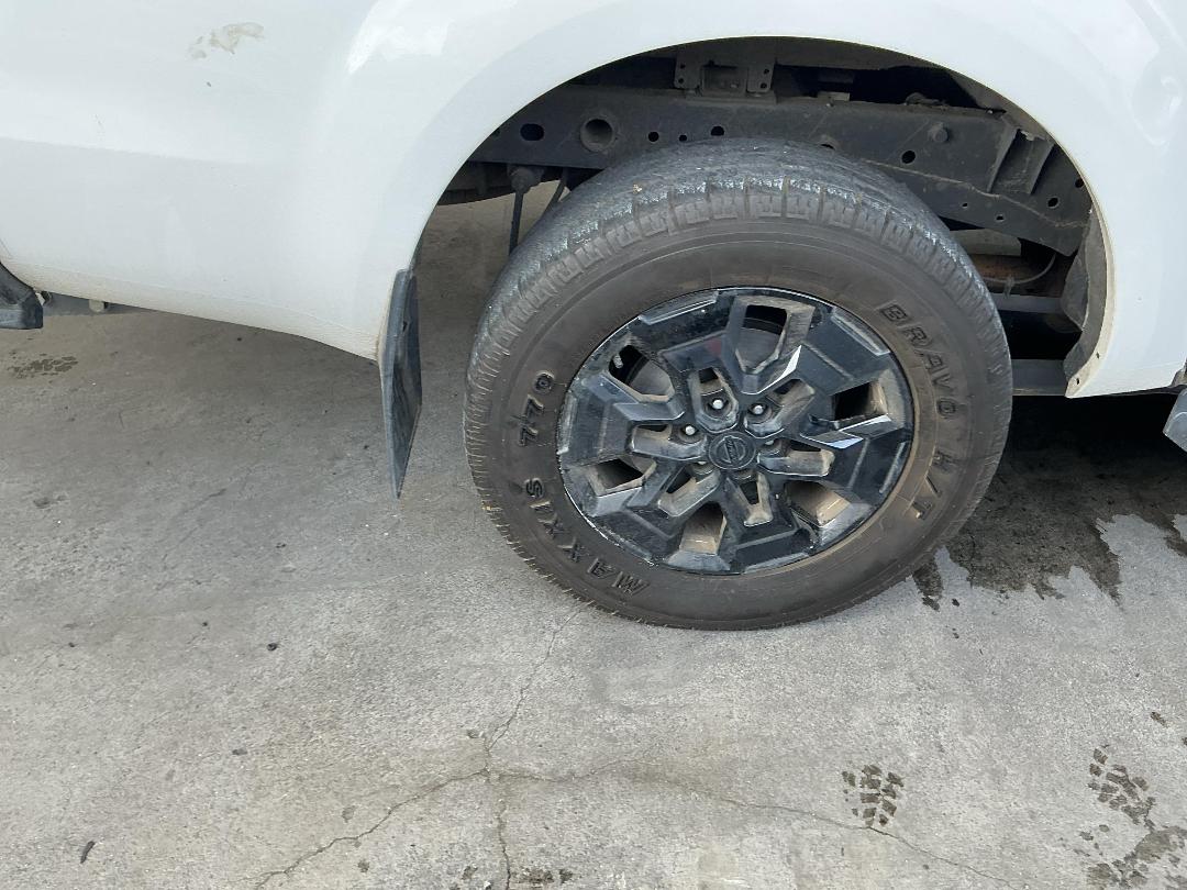 Photo '26' of Nissan Navara ST-X