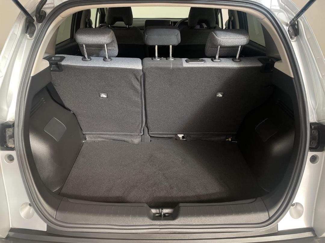 Photo '14' of Nissan Note Photo '14' of Nissan Note