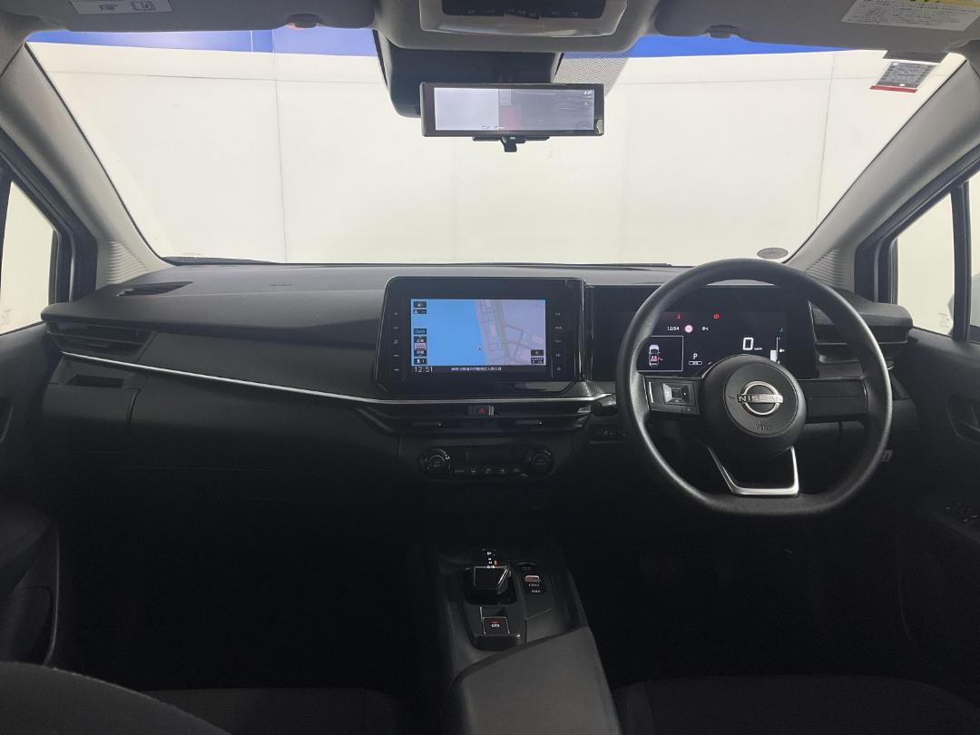 Photo '17' of Nissan Note Photo '17' of Nissan Note