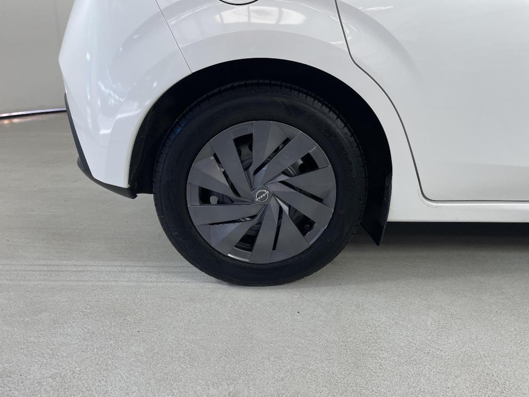 Photo '12' of Nissan Note