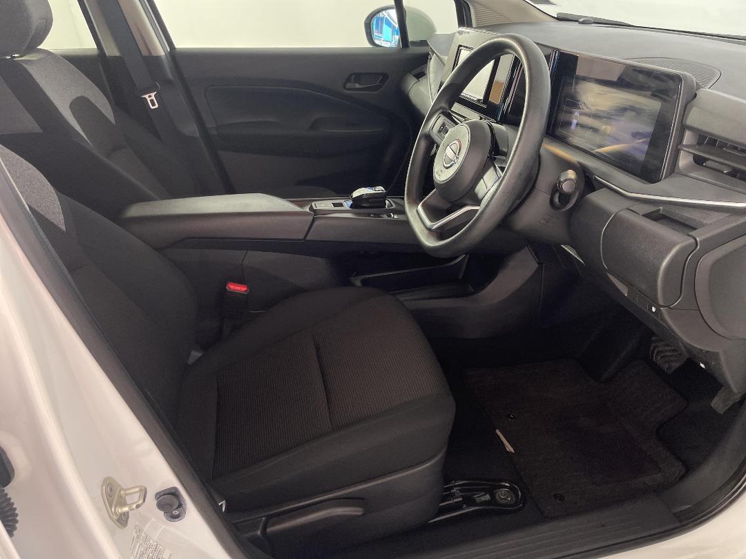 Photo '16' of Nissan Note