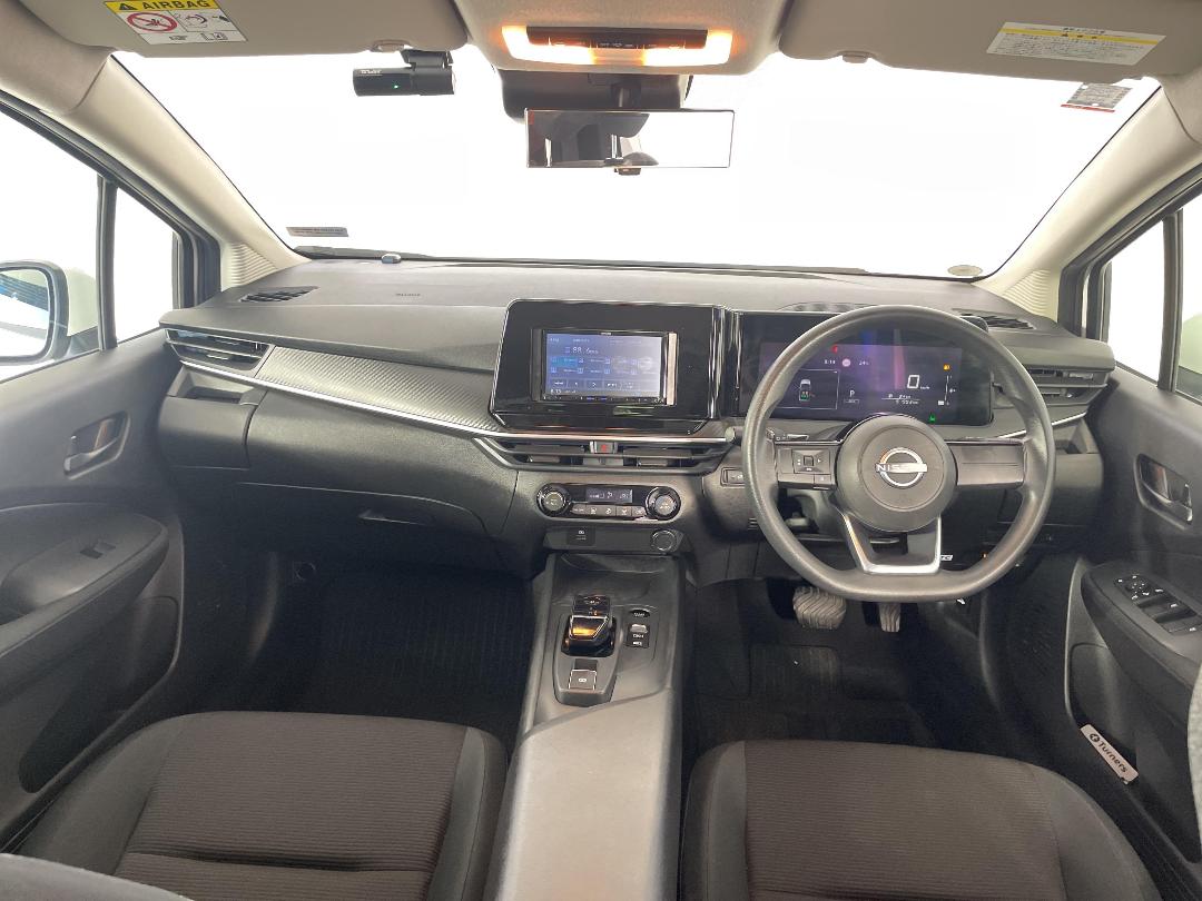 Photo '17' of Nissan Note