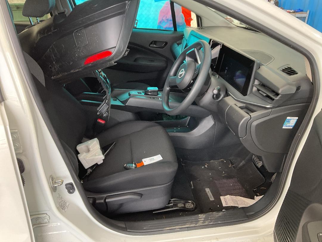 Photo '27' of Nissan Note