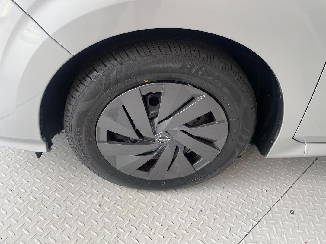 Photo '10' of Nissan Note