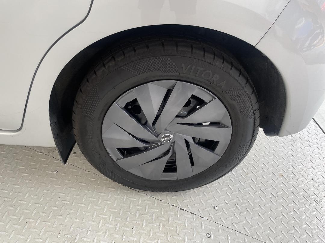 Photo '11' of Nissan Note