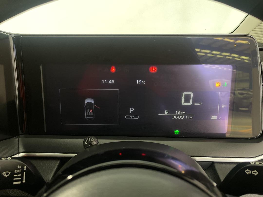 Photo '21' of Nissan Note