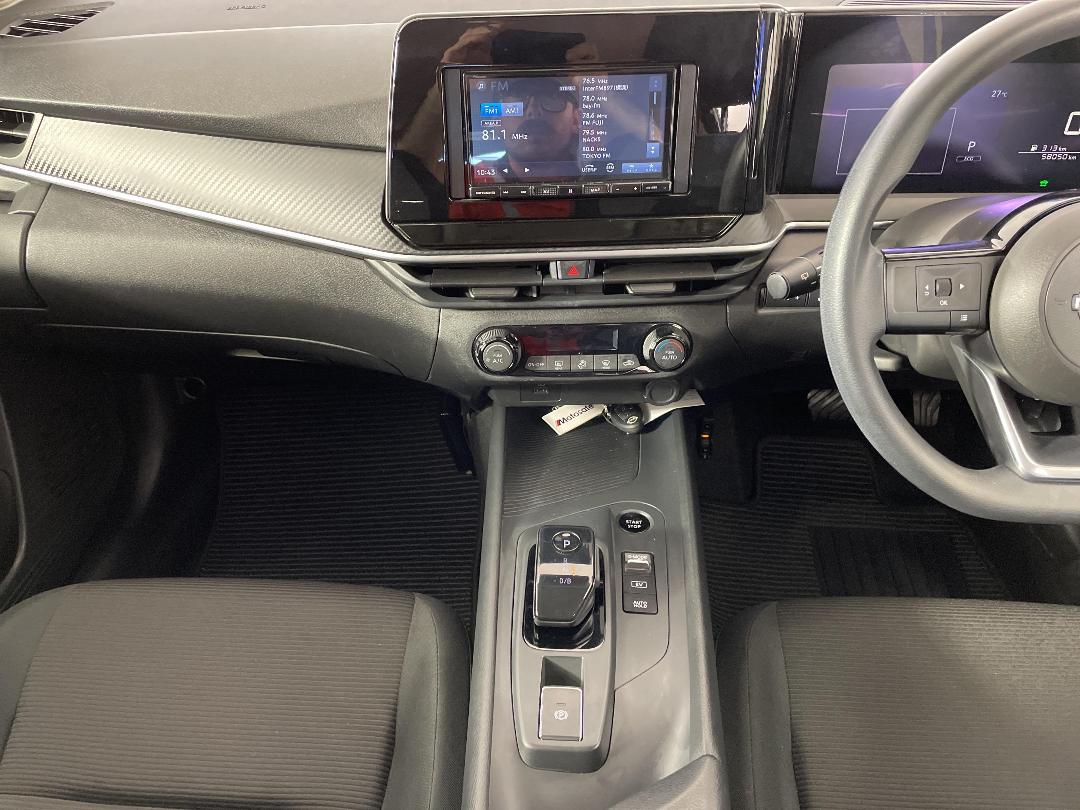 Photo '18' of Nissan Note Photo '18' of Nissan Note