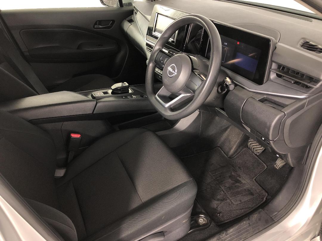 Photo '16' of Nissan Note