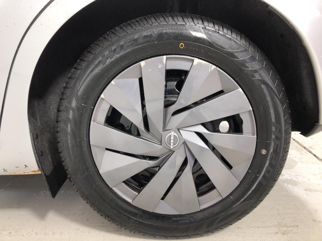 Photo '11' of Nissan Note