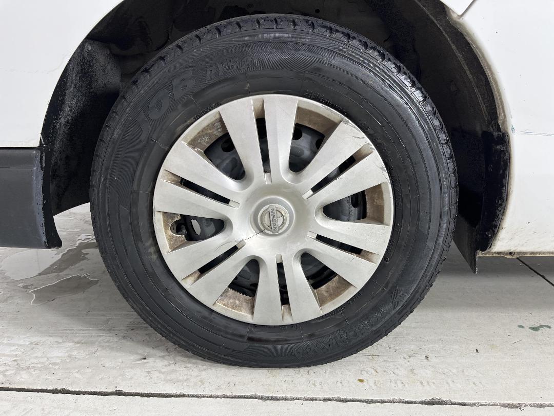 Photo '10' of Nissan NV350