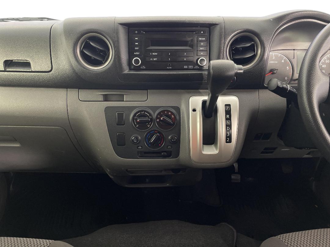 Photo '18' of Nissan NV350 Photo '18' of Nissan NV350