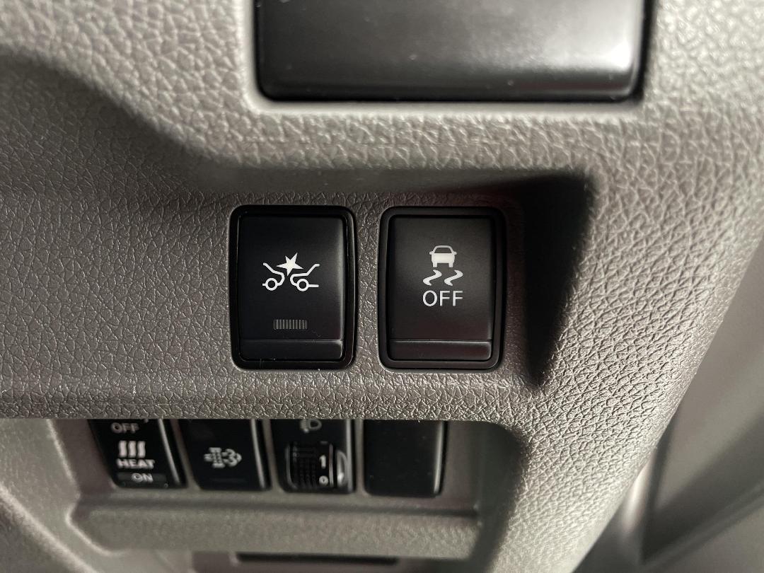 Photo '22' of Nissan NV350 Photo '22' of Nissan NV350