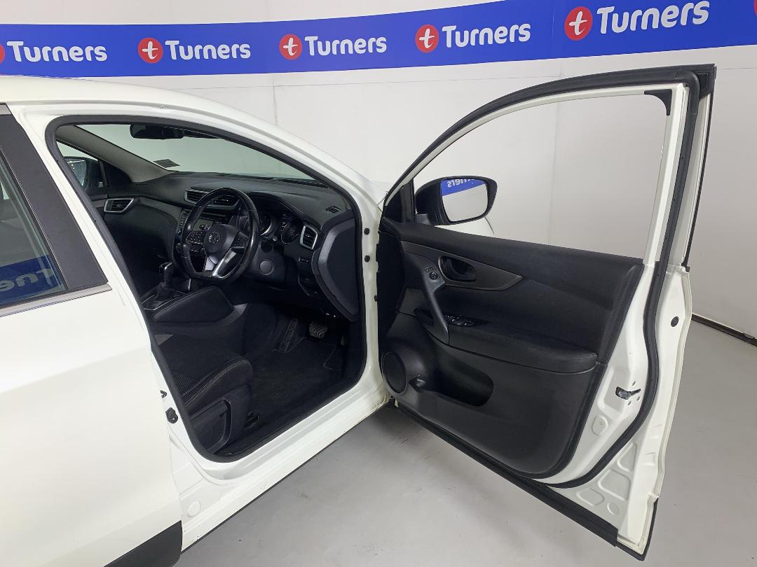 Photo '15' of Nissan Qashqai Photo '15' of Nissan Qashqai