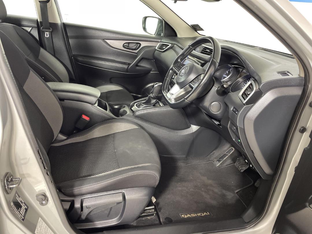 Photo '16' of Nissan Qashqai