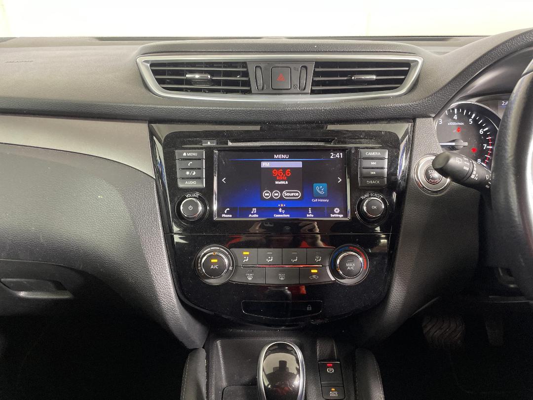 Photo '18' of Nissan Qashqai