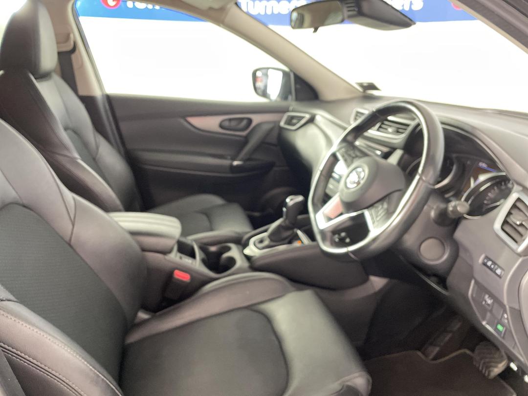 Photo '16' of Nissan Qashqai