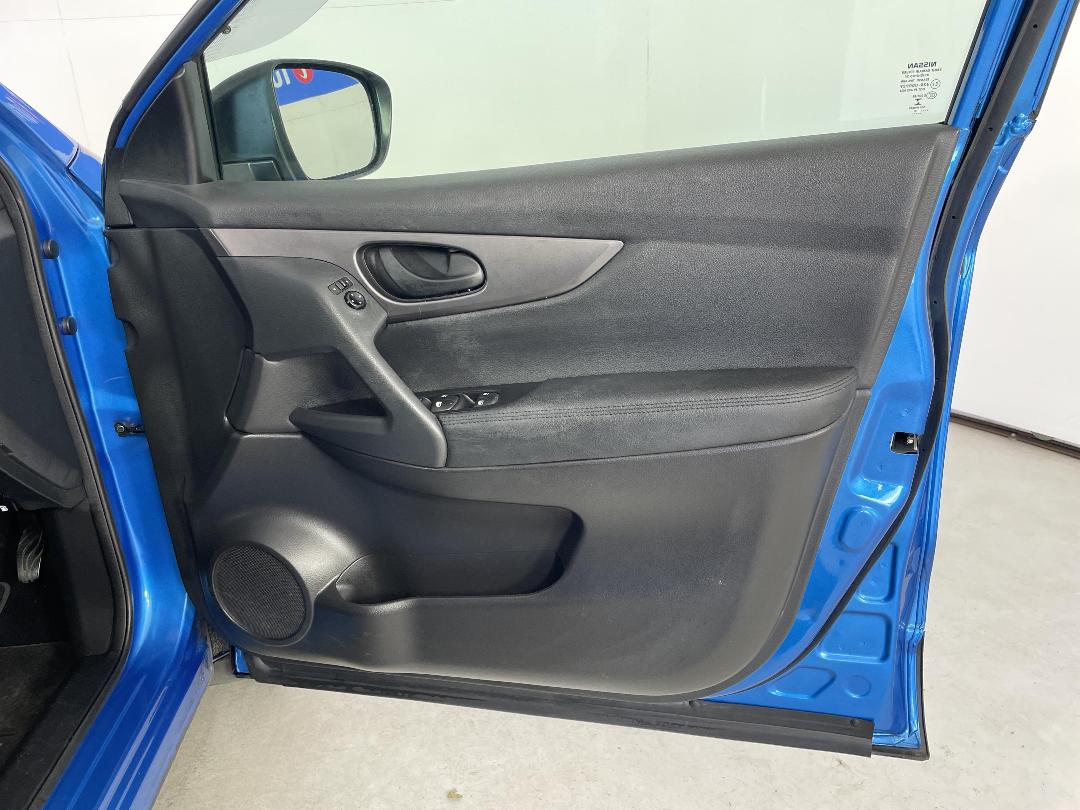 Photo '15' of Nissan Qashqai Photo '15' of Nissan Qashqai