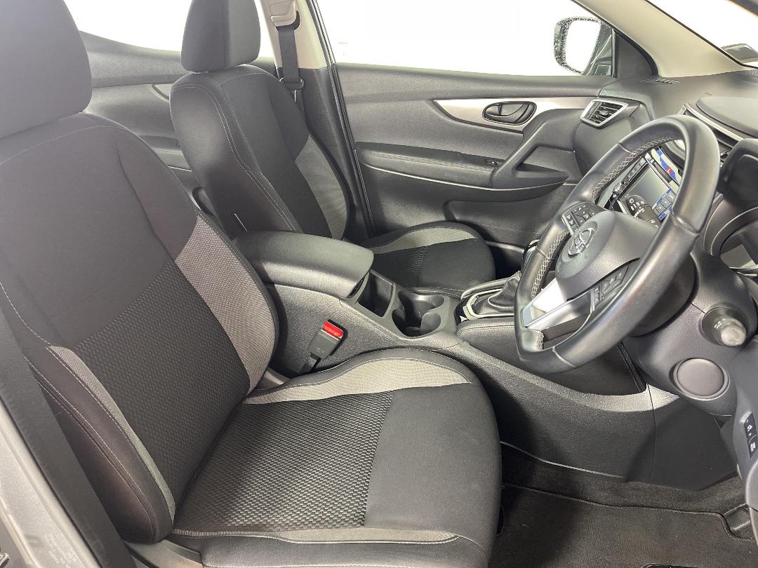 Photo '16' of Nissan Qashqai