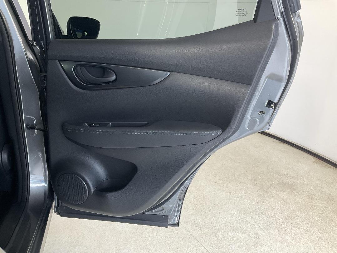 Photo '19' of Nissan Qashqai