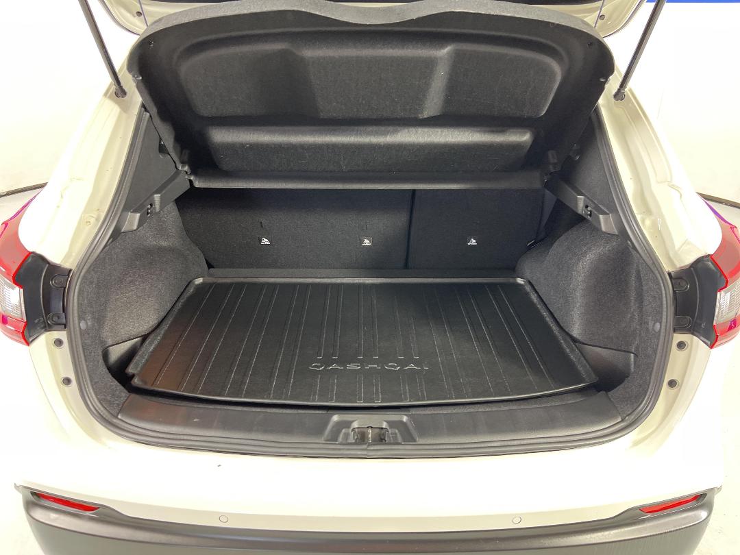 Photo '14' of Nissan Qashqai Photo '14' of Nissan Qashqai