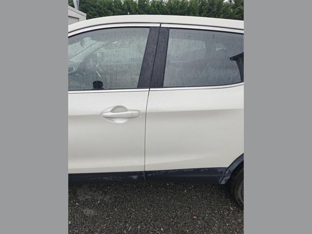 Photo '8' of Nissan Qashqai ST Photo '8' of Nissan Qashqai ST