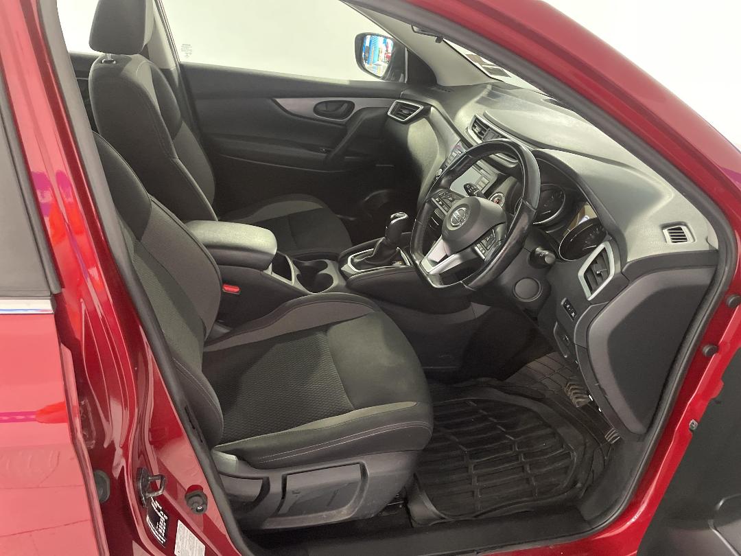 Photo '16' of Nissan Qashqai