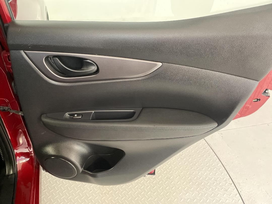 Photo '19' of Nissan Qashqai