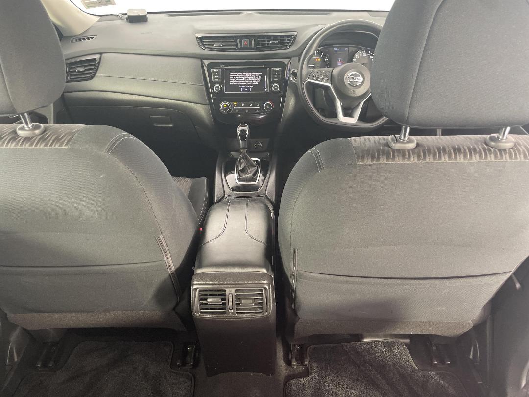 Photo '18' of Nissan X-Trail