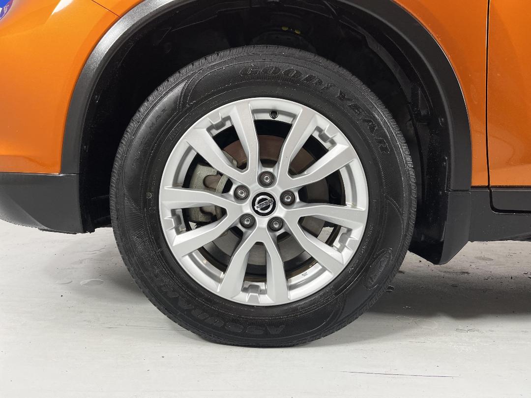 Photo '10' of Nissan X-Trail