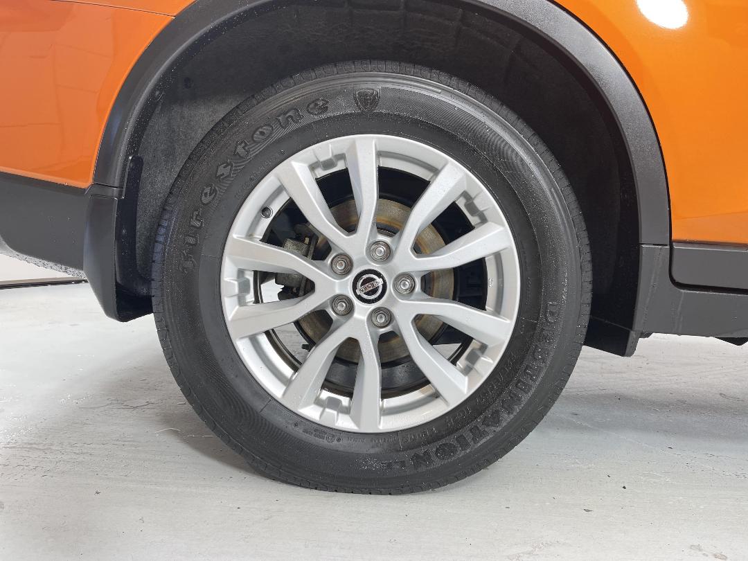 Photo '12' of Nissan X-Trail