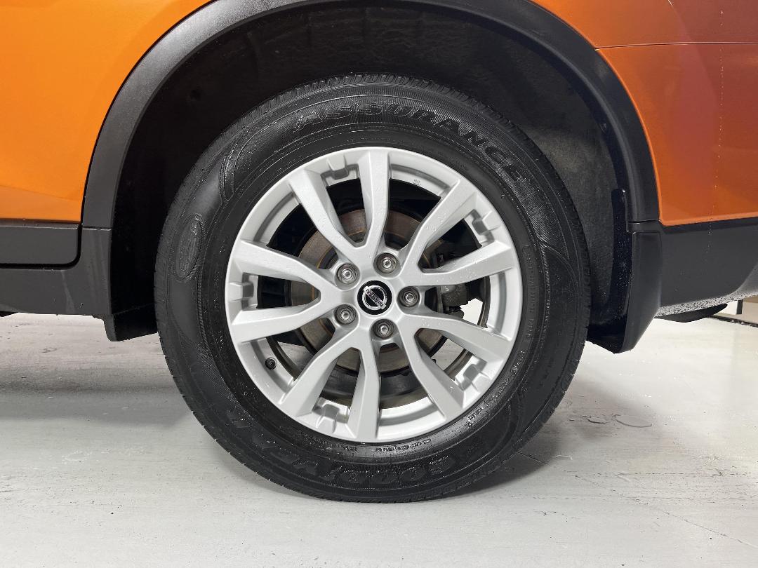 Photo '11' of Nissan X-Trail