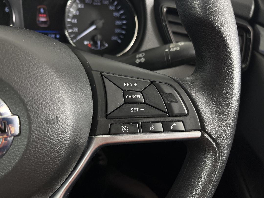 Photo '23' of Nissan X-Trail