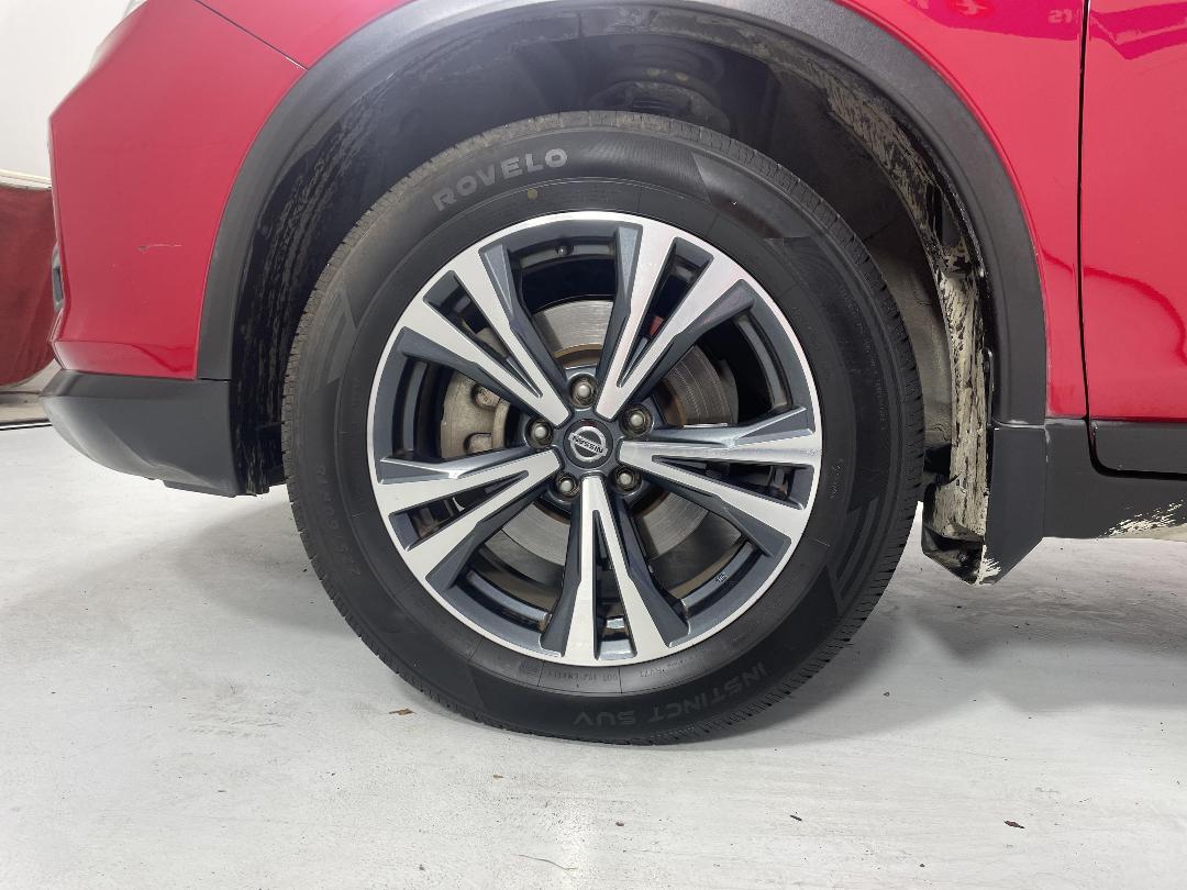 Photo '10' of Nissan X-Trail