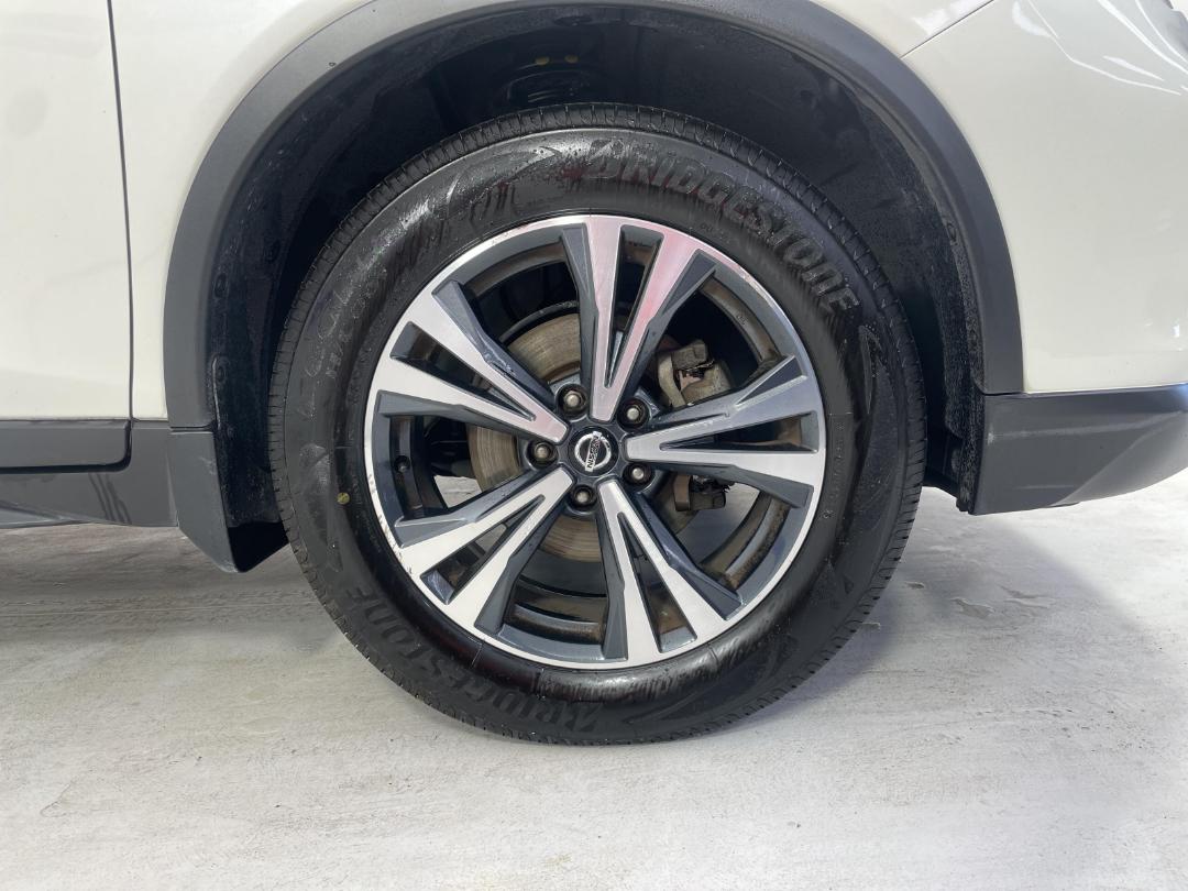 Photo '9' of Nissan X-Trail