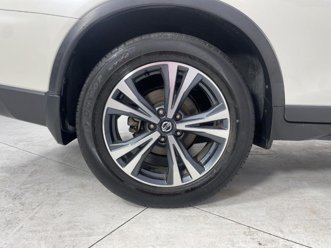 Photo '12' of Nissan X-Trail