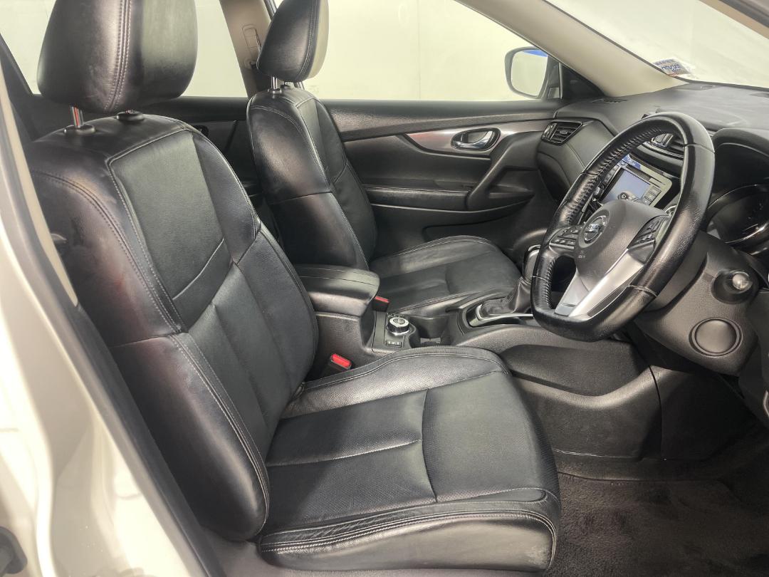 Photo '16' of Nissan X-Trail