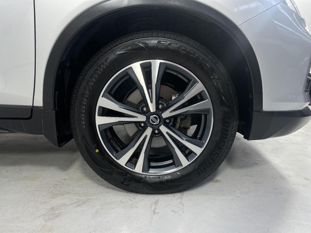 Photo '9' of Nissan X-Trail