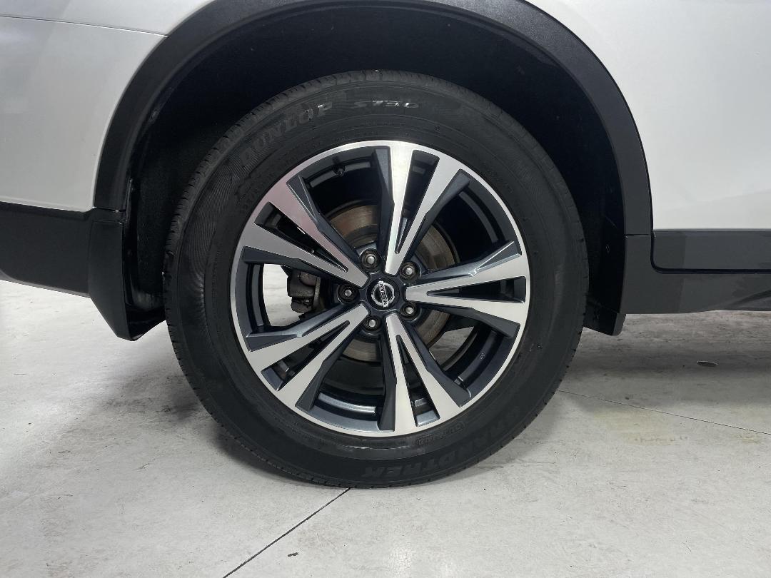 Photo '12' of Nissan X-Trail