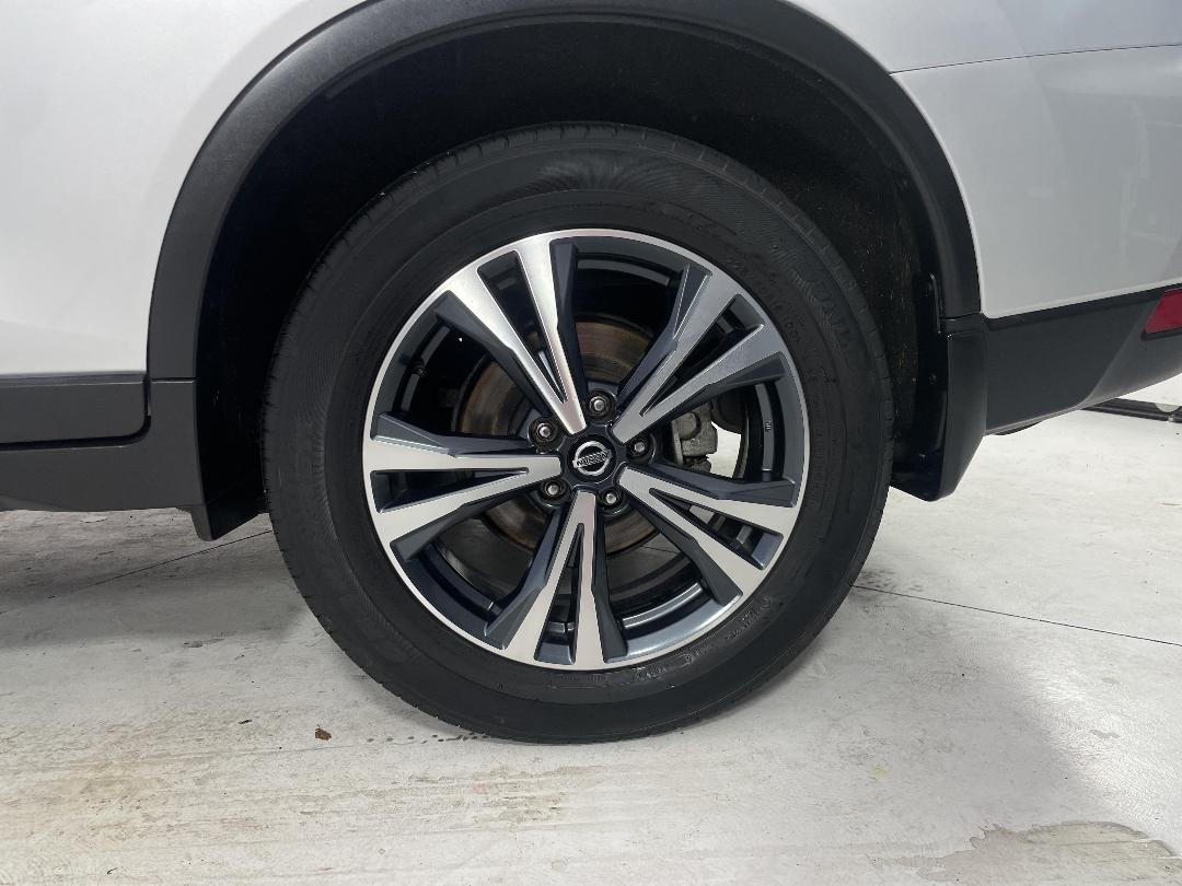 Photo '11' of Nissan X-Trail