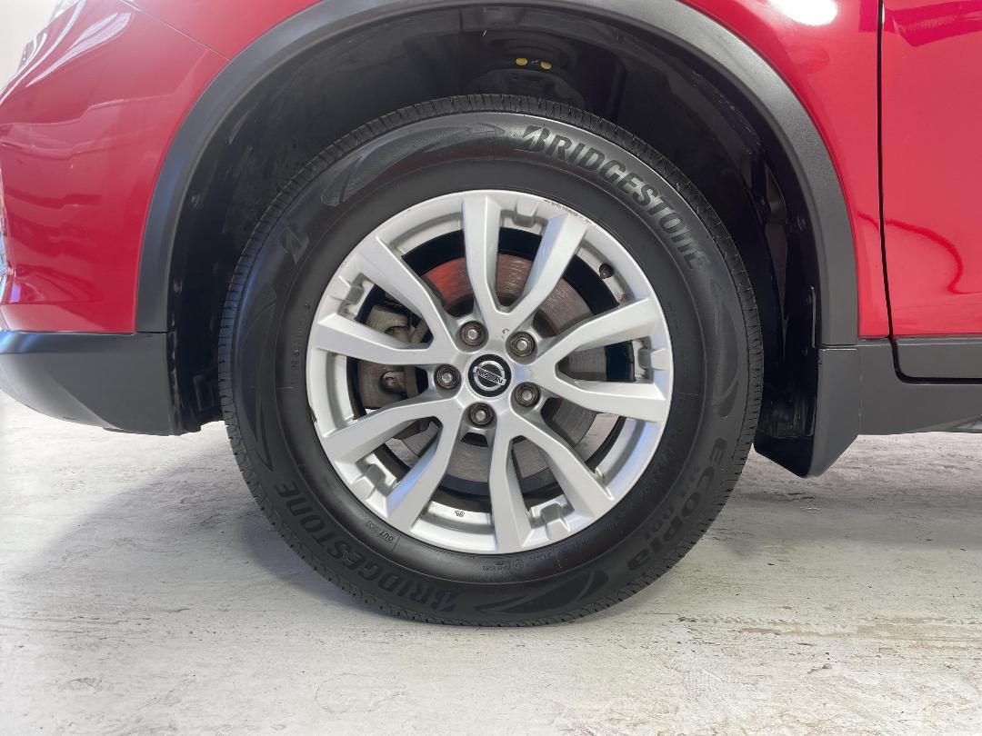 Photo '10' of Nissan X-Trail