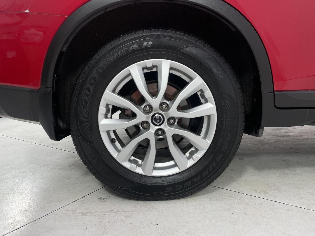 Photo '12' of Nissan X-Trail