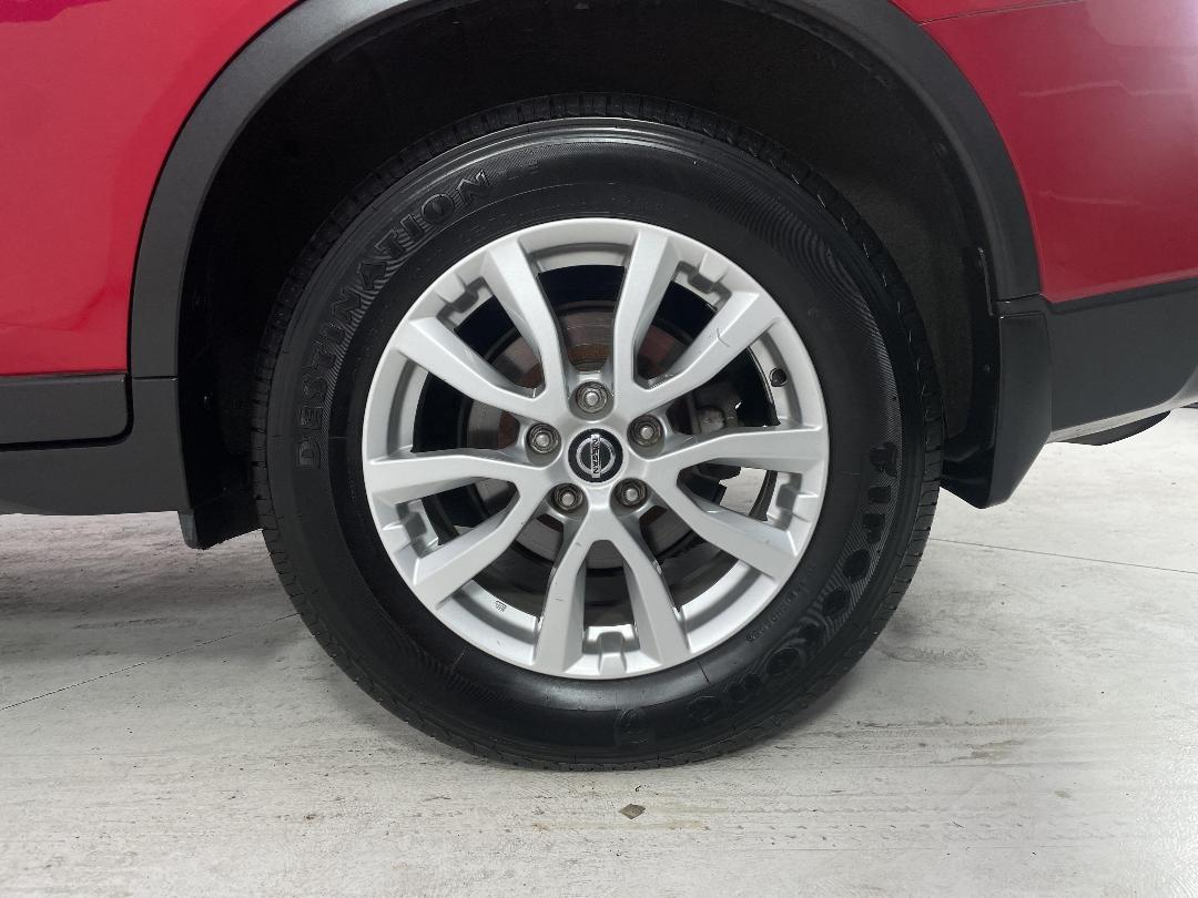 Photo '11' of Nissan X-Trail