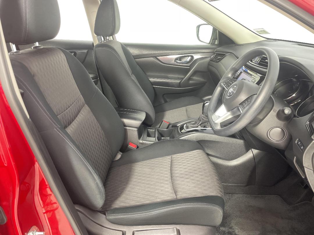 Photo '16' of Nissan X-Trail