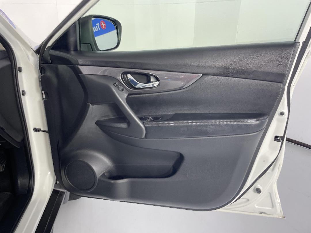 Photo '15' of Nissan X-Trail Photo '15' of Nissan X-Trail