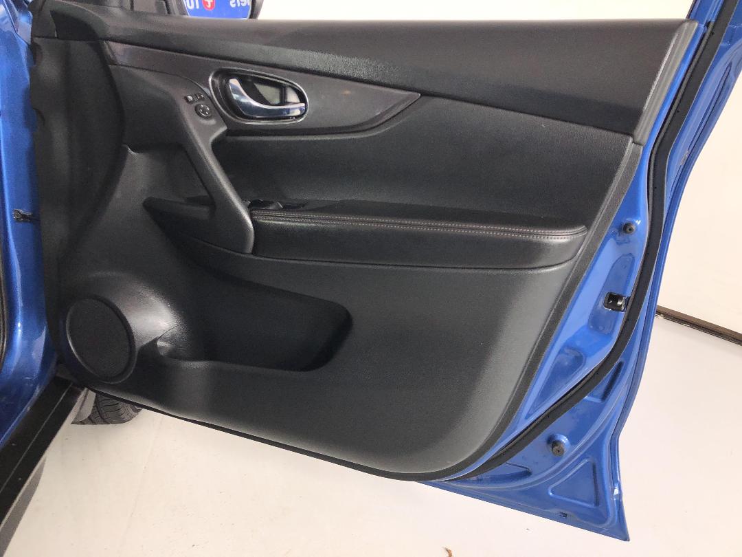 Photo '15' of Nissan X-Trail