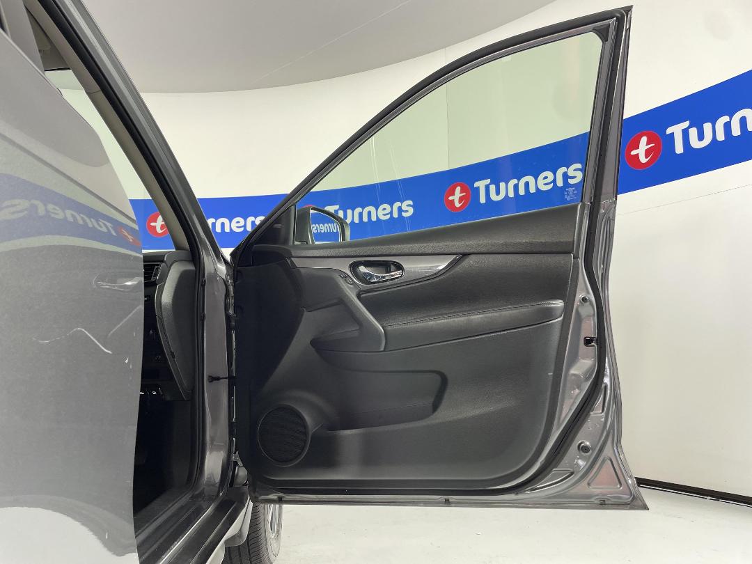 Photo '15' of Nissan X-Trail Photo '15' of Nissan X-Trail