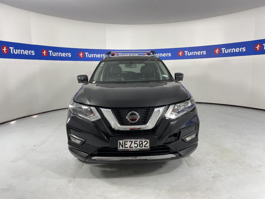 Photo '2' of Nissan X-Trail